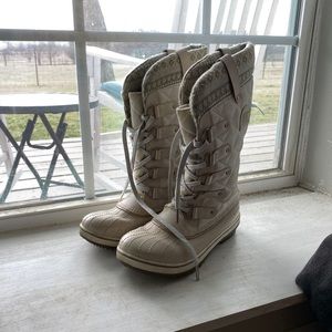 Sorel winter boots
